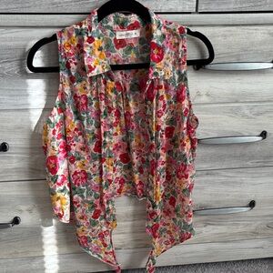 Natural Life sleeveless collared top